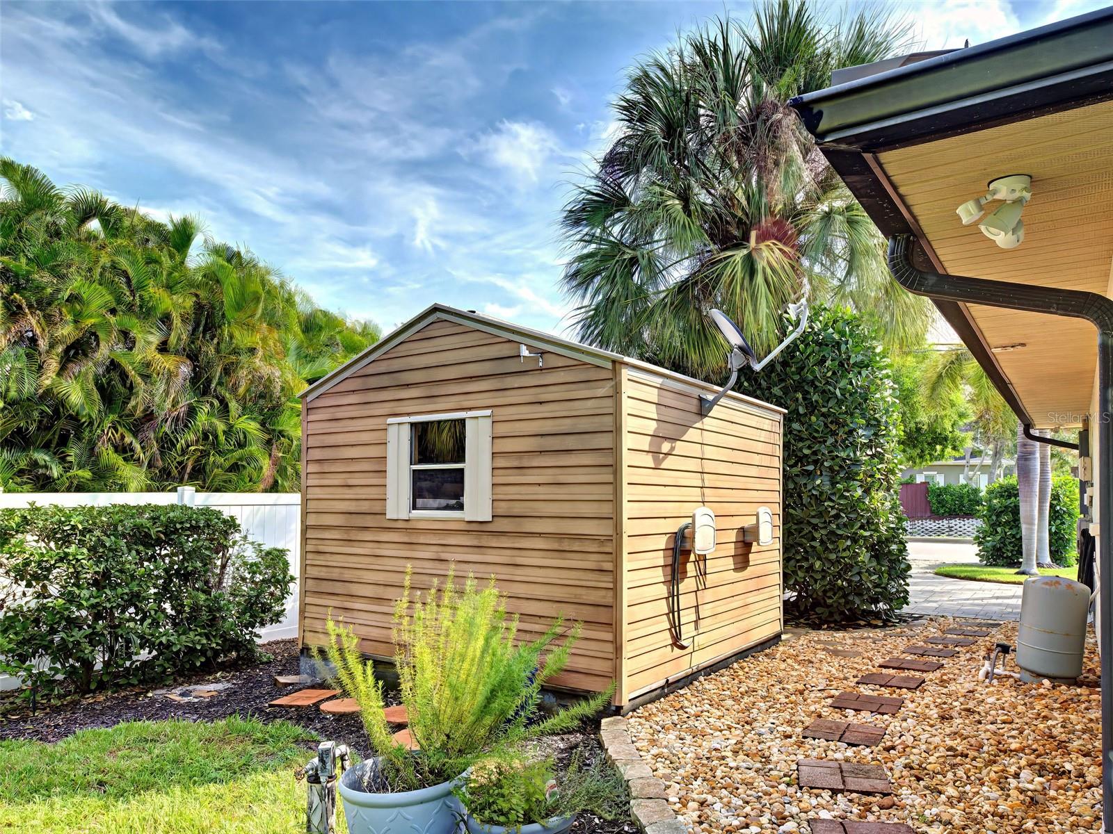 800 OSPREY ST — photo 49