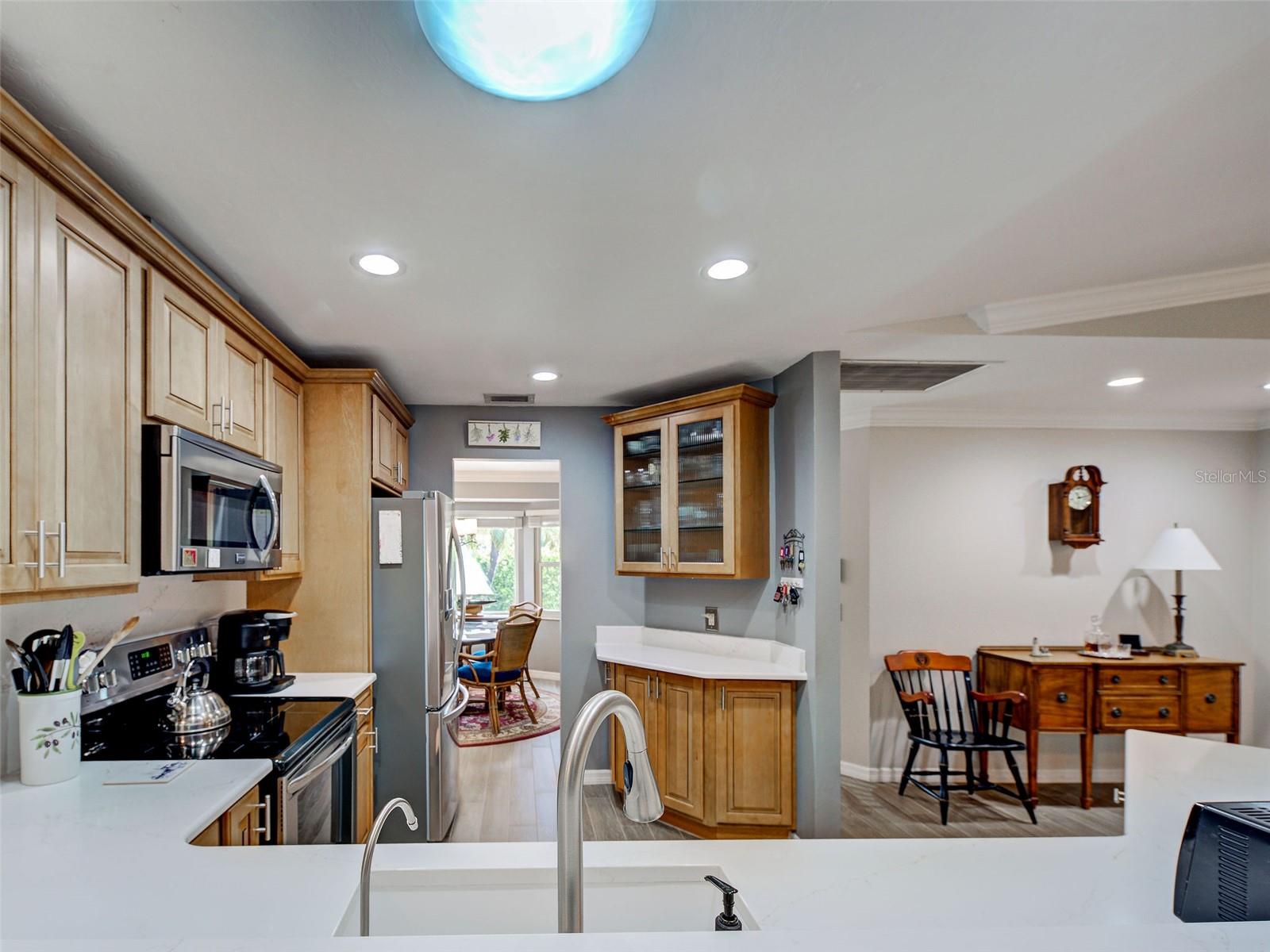 800 OSPREY ST — photo 12