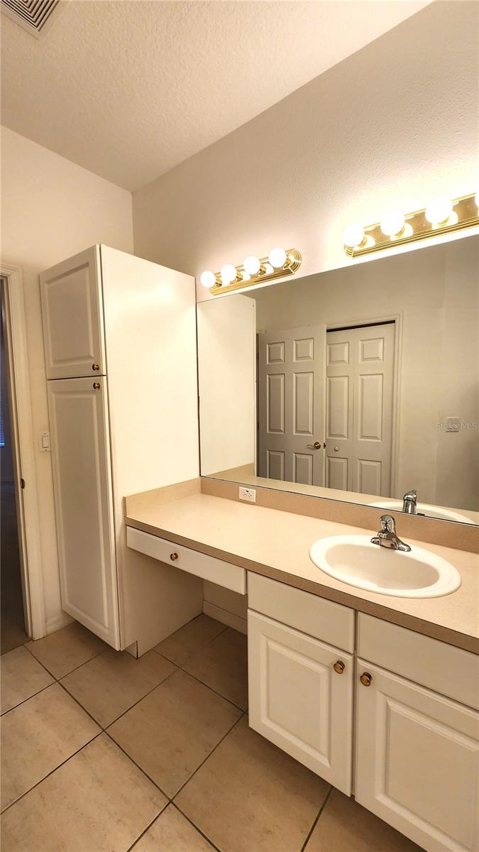 642 SPRING LAKE CIR — photo 14