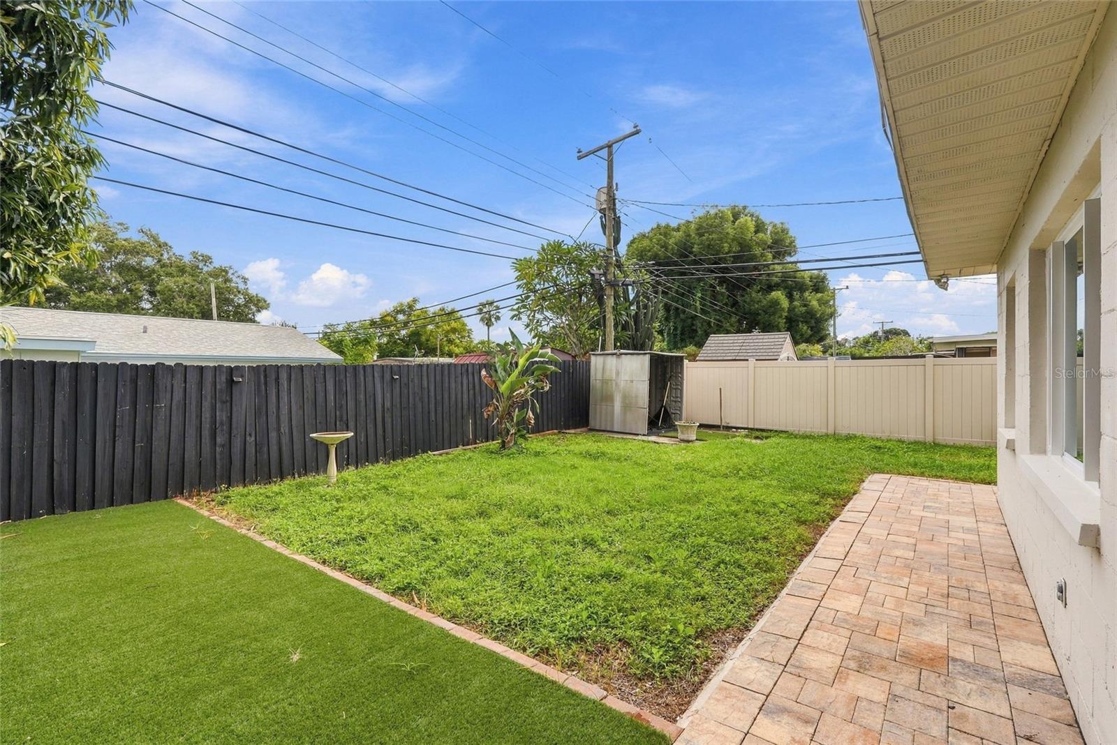 9727 GROVELAND ST — photo 31