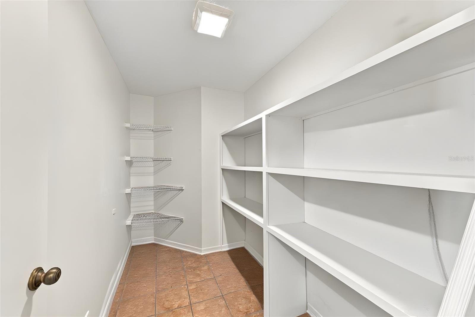 1611 WOODMAR DR — photo 45