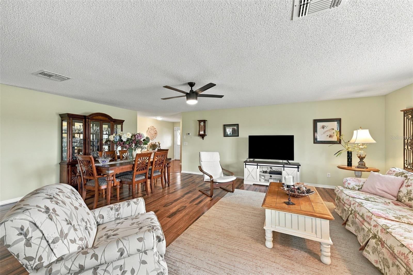 1611 WOODMAR DR — photo 12