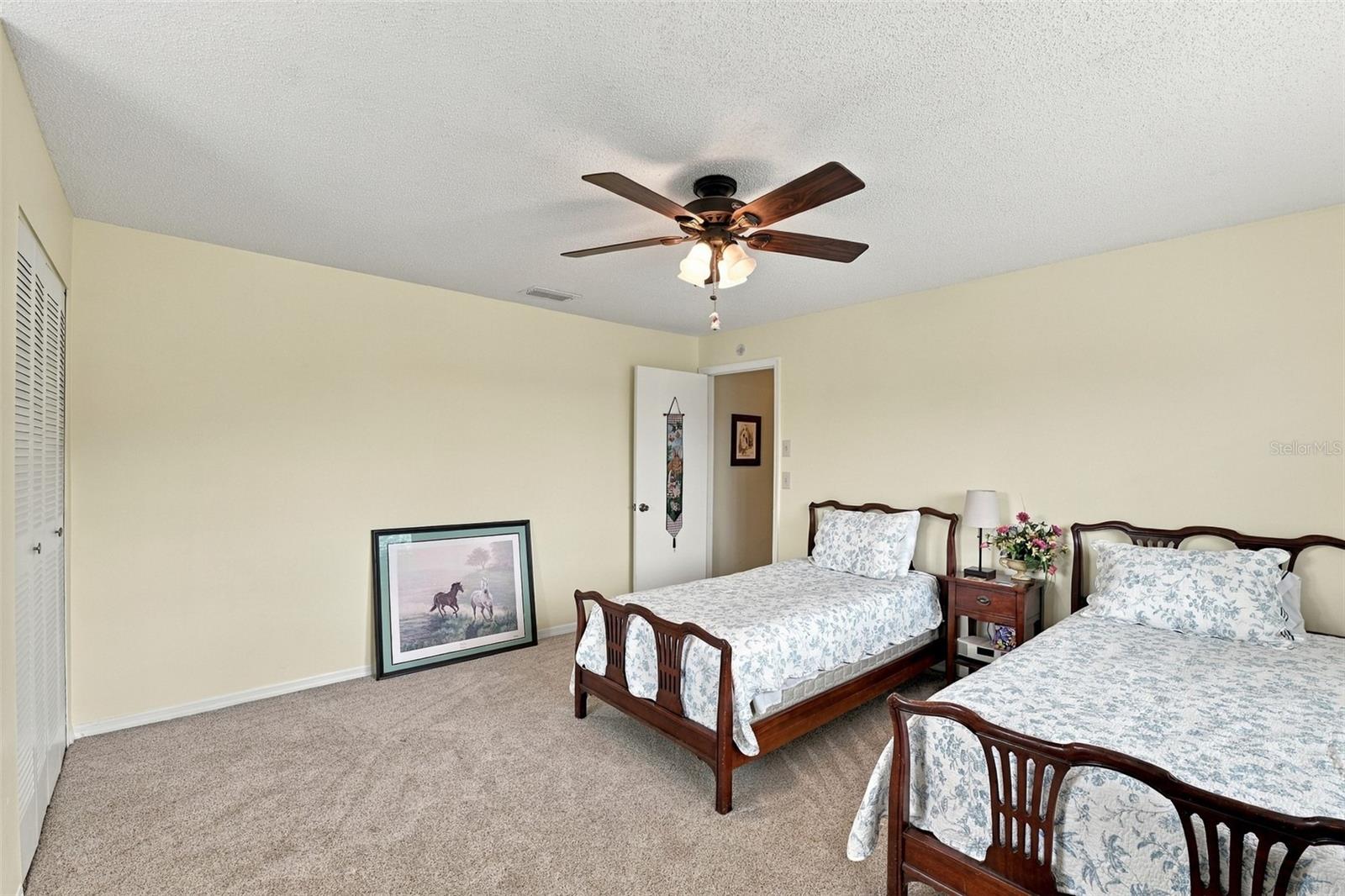 1611 WOODMAR DR — photo 42