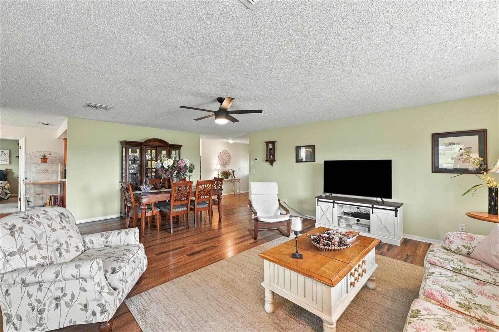 1611 WOODMAR DR — photo 15