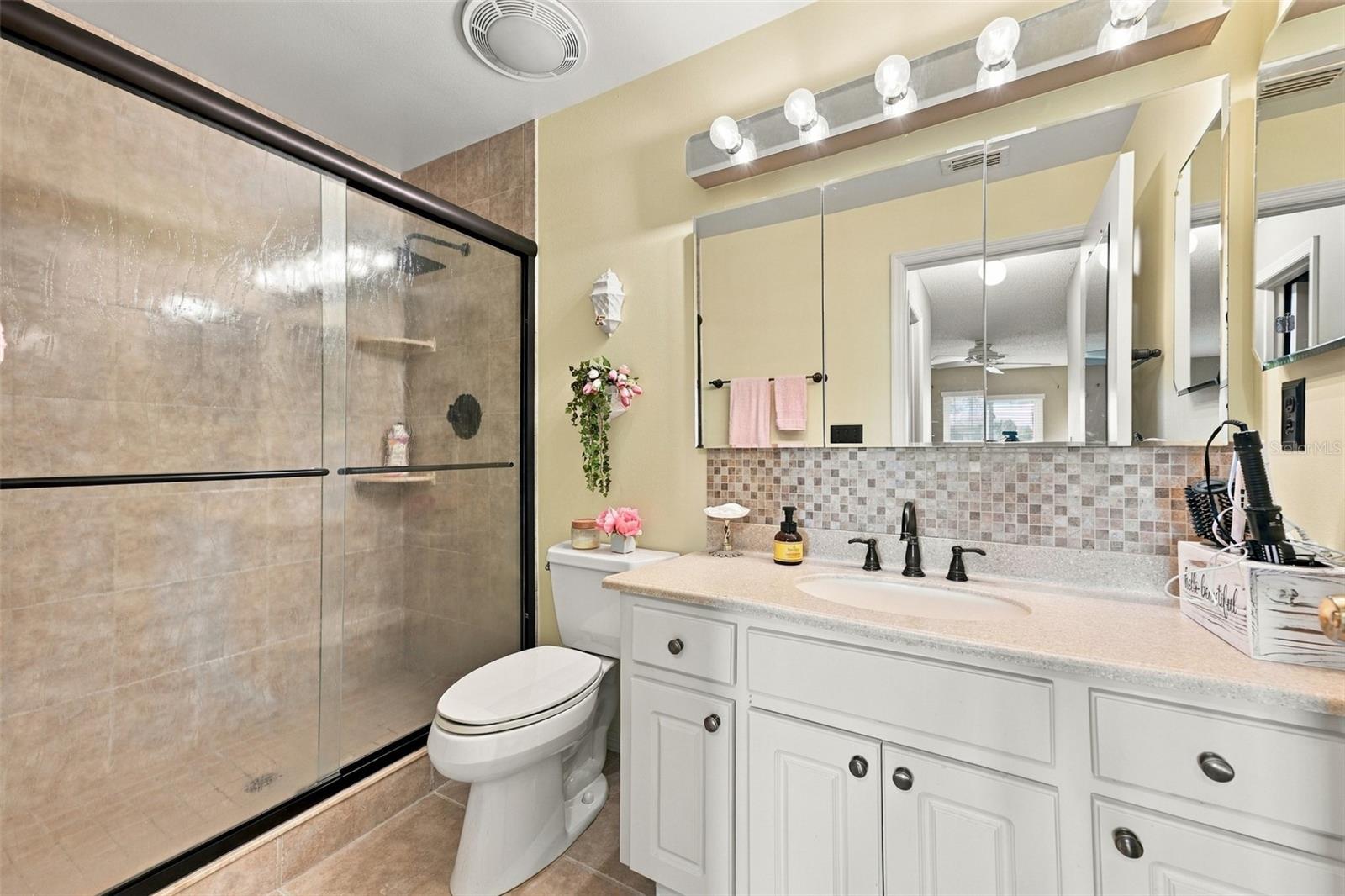 1611 WOODMAR DR — photo 31