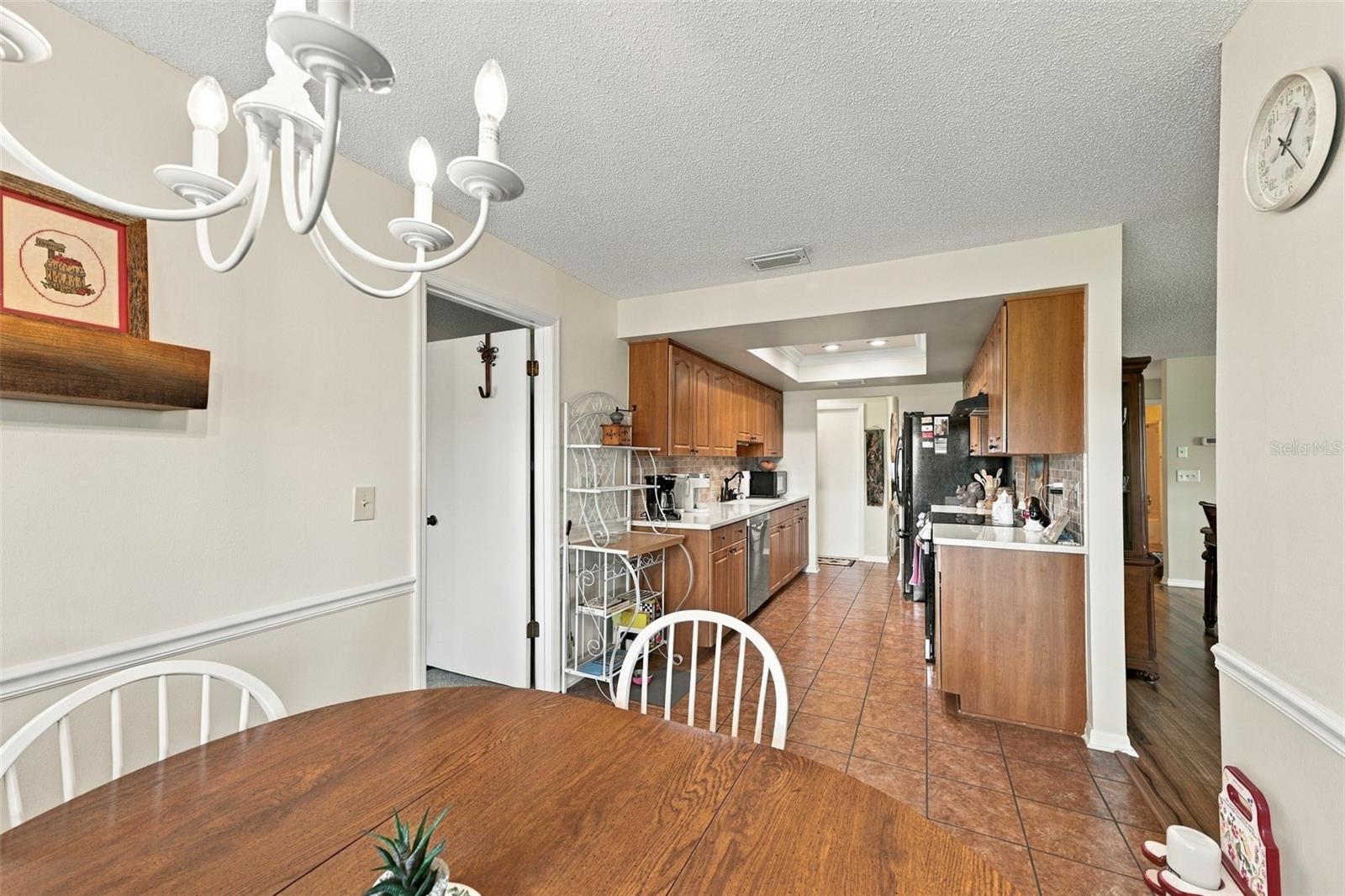 1611 WOODMAR DR — photo 24