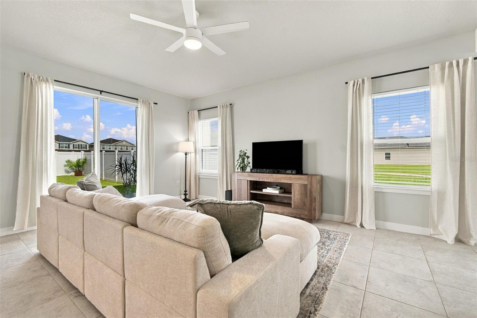 2573 WHITE LADYFISH RD — photo 11