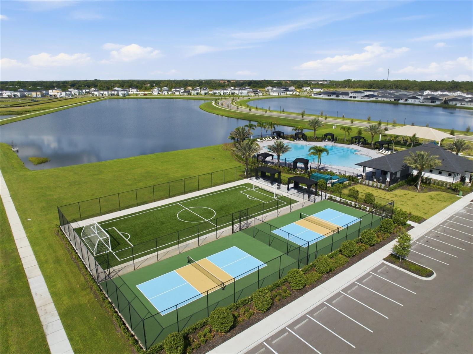 2573 WHITE LADYFISH RD — photo 52