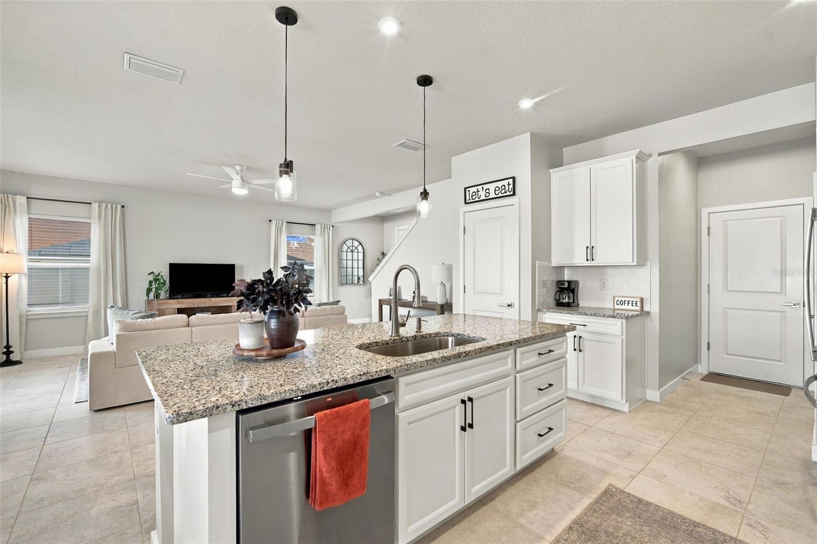2573 WHITE LADYFISH RD — photo 15