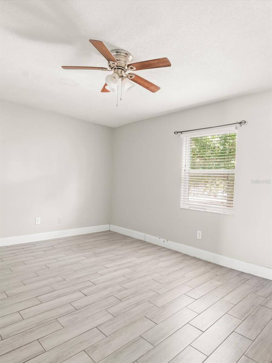 9105 W HILLSBOROUGH AVE #I204 — photo 6