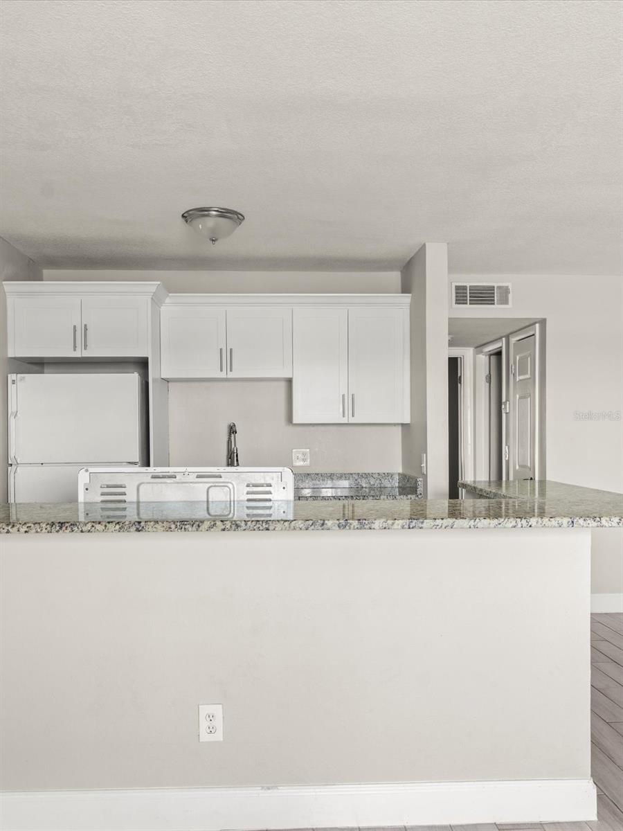 9105 W HILLSBOROUGH AVE #I204 — photo 19