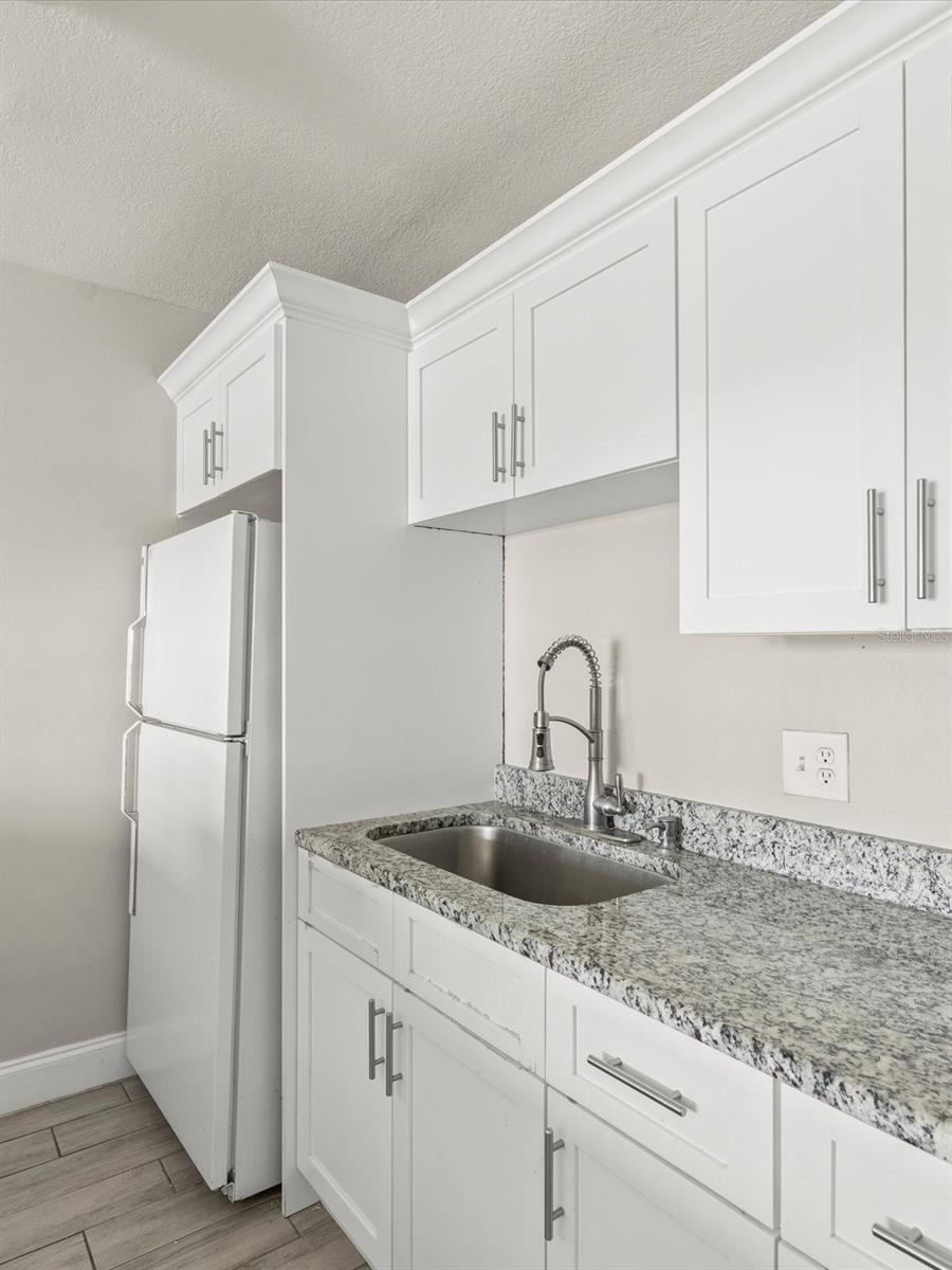 9105 W HILLSBOROUGH AVE #I204 — photo 16