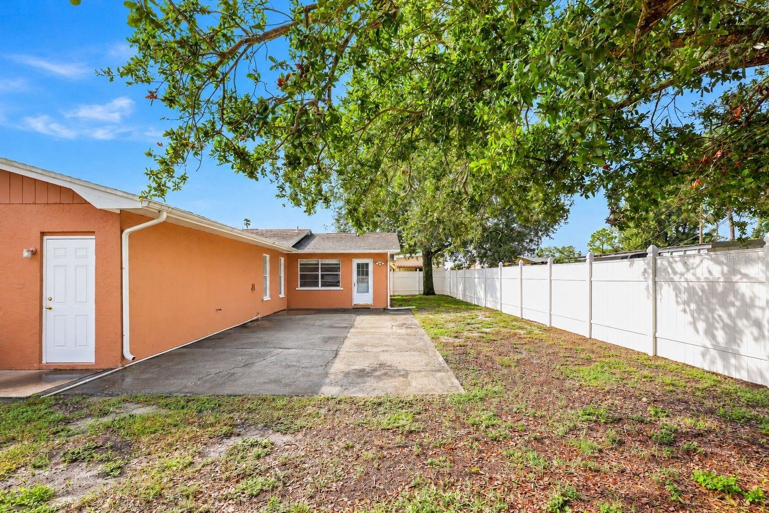 2200 STACY CT — photo 22