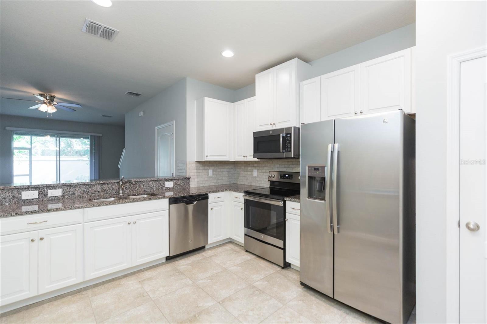 2208 LENNOX DALE LN — photo 3