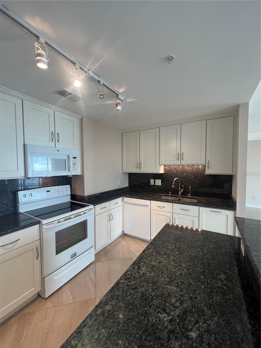 345 BAYSHORE BLVD #1007 — photo 6