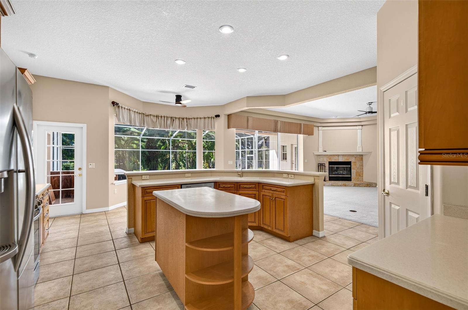 725 CITRUS WOOD LN — photo 10
