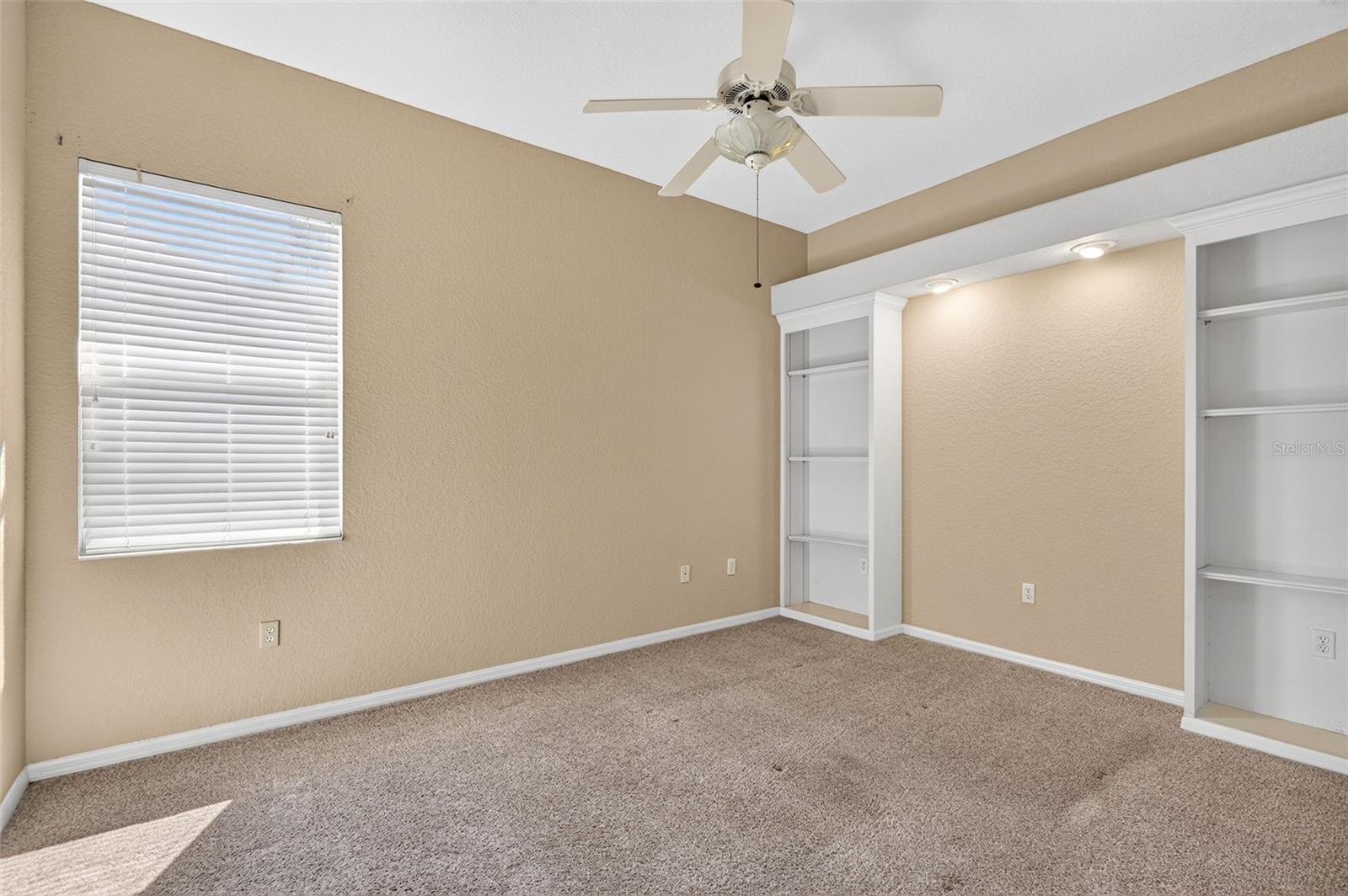 725 CITRUS WOOD LN — photo 39