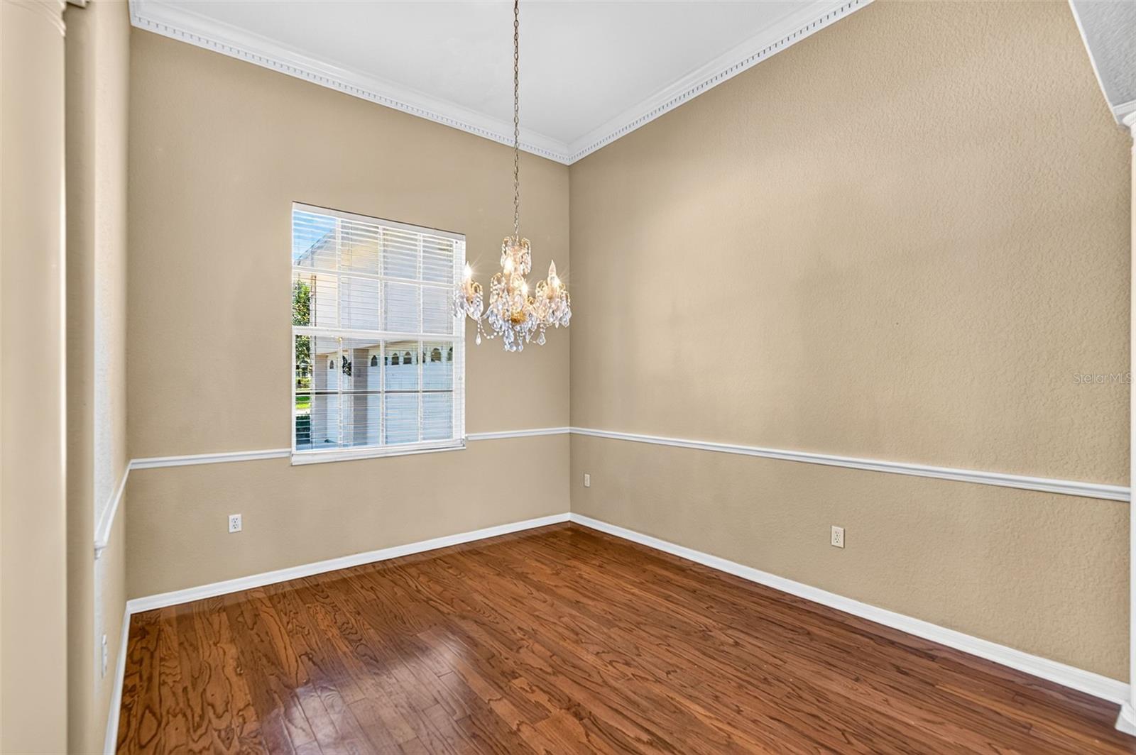 725 CITRUS WOOD LN — photo 8