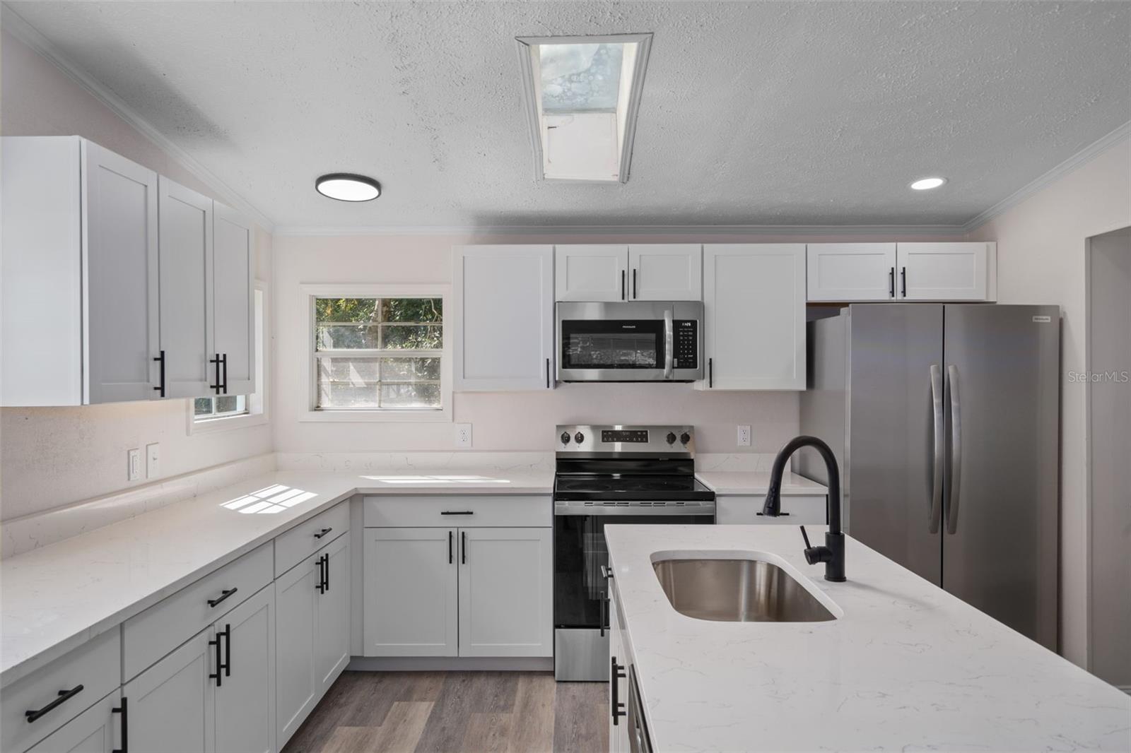 18446 EDGEWOOD DR — photo 20