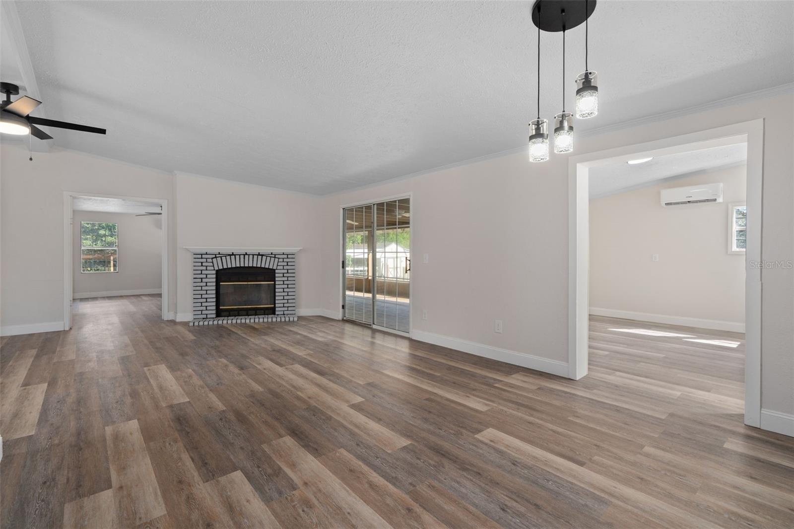 18446 EDGEWOOD DR — photo 16