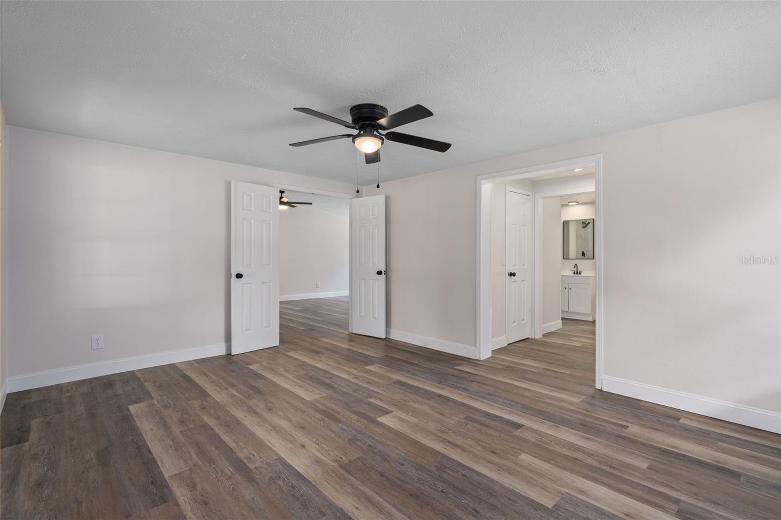 18446 EDGEWOOD DR — photo 30