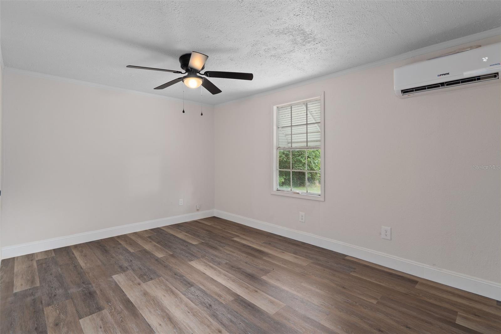 18446 EDGEWOOD DR — photo 40