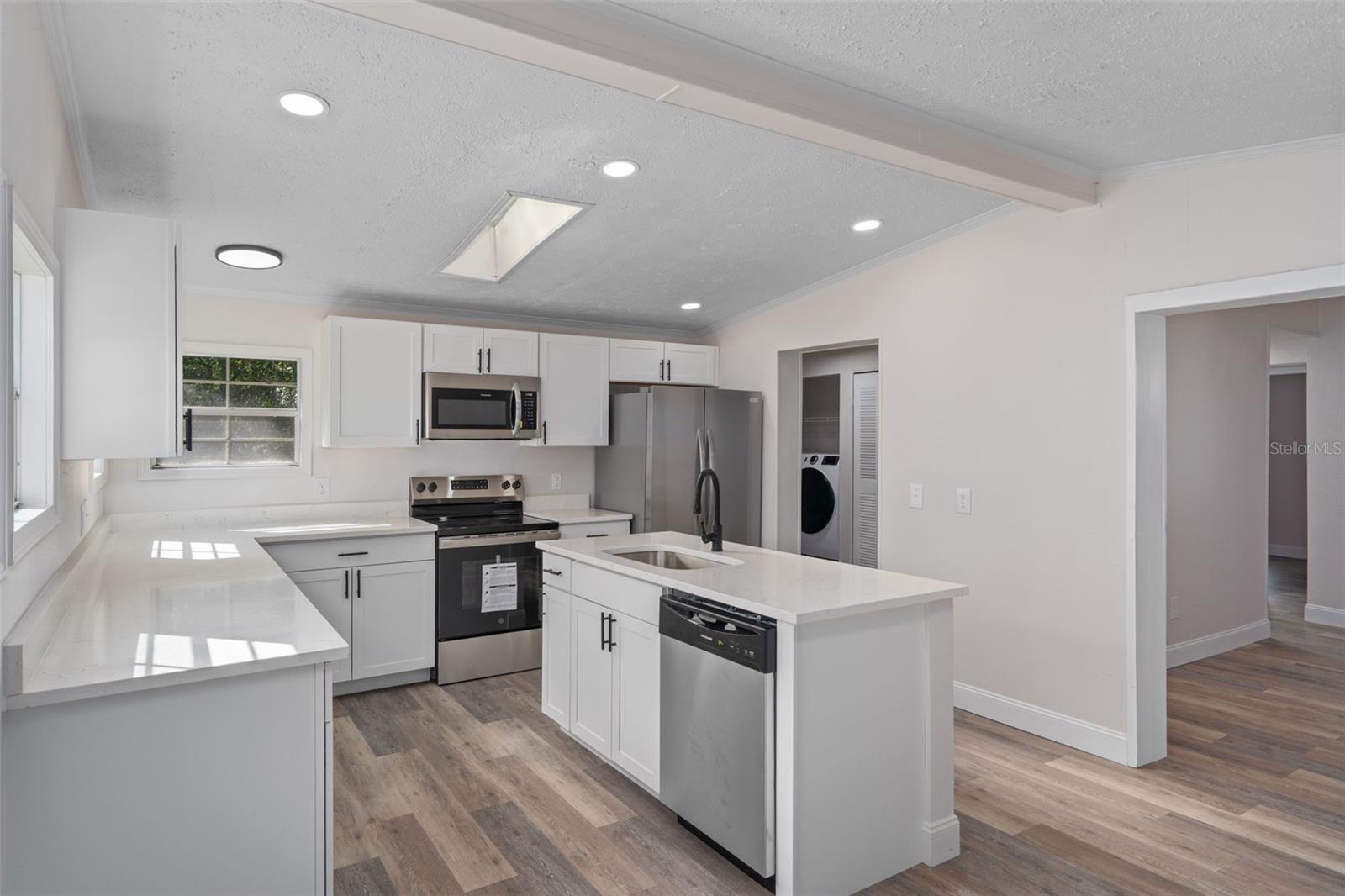 18446 EDGEWOOD DR — photo 19