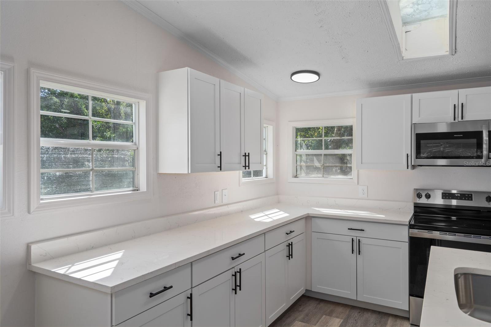 18446 EDGEWOOD DR — photo 21