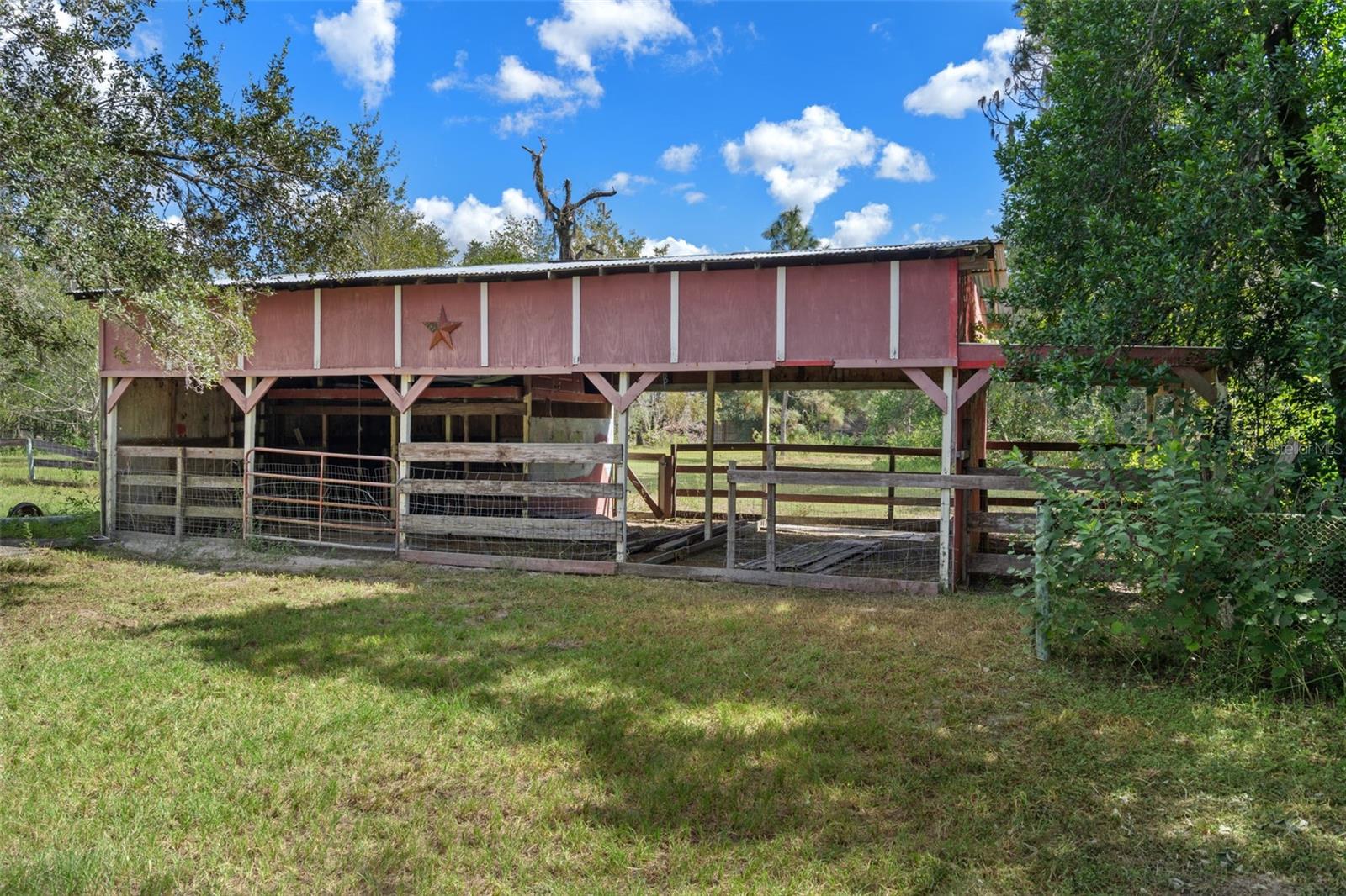 18446 EDGEWOOD DR — photo 60