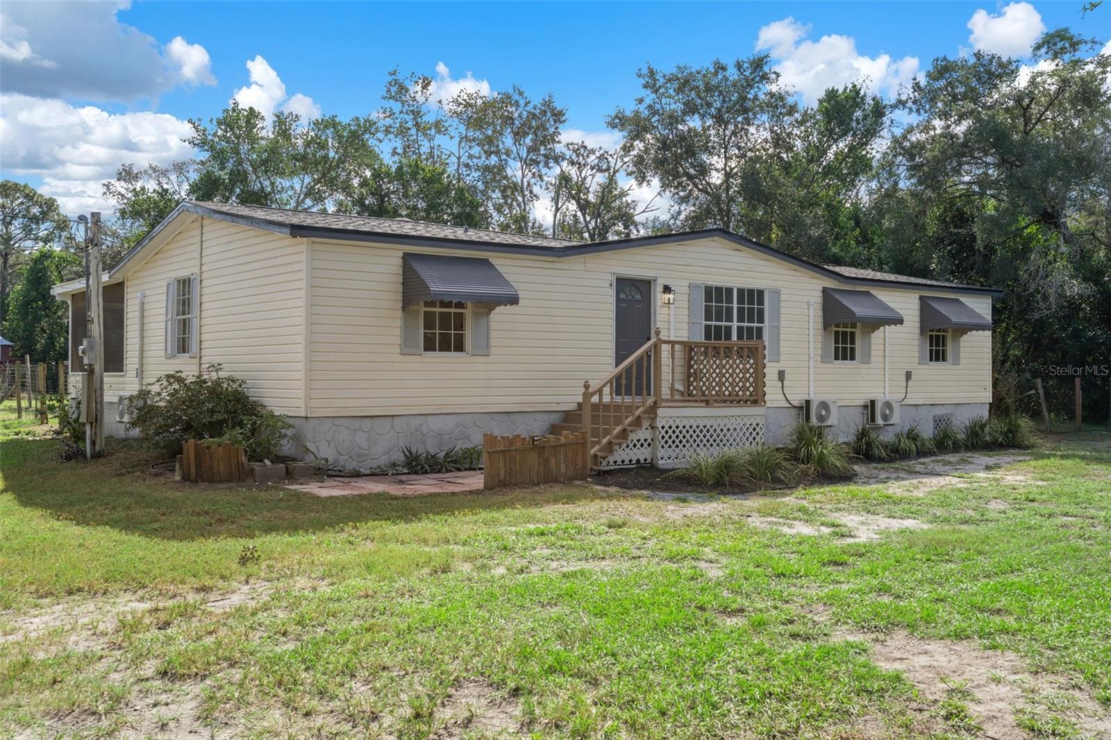 18446 EDGEWOOD DR — photo 2