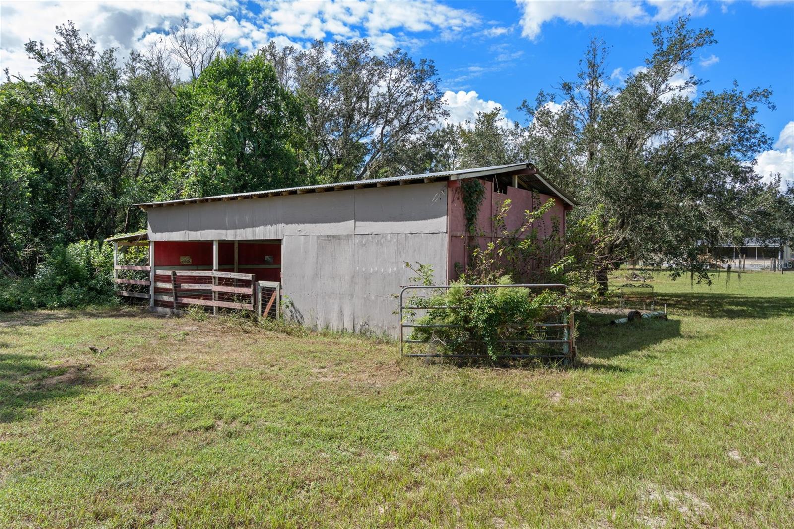 18446 EDGEWOOD DR — photo 67
