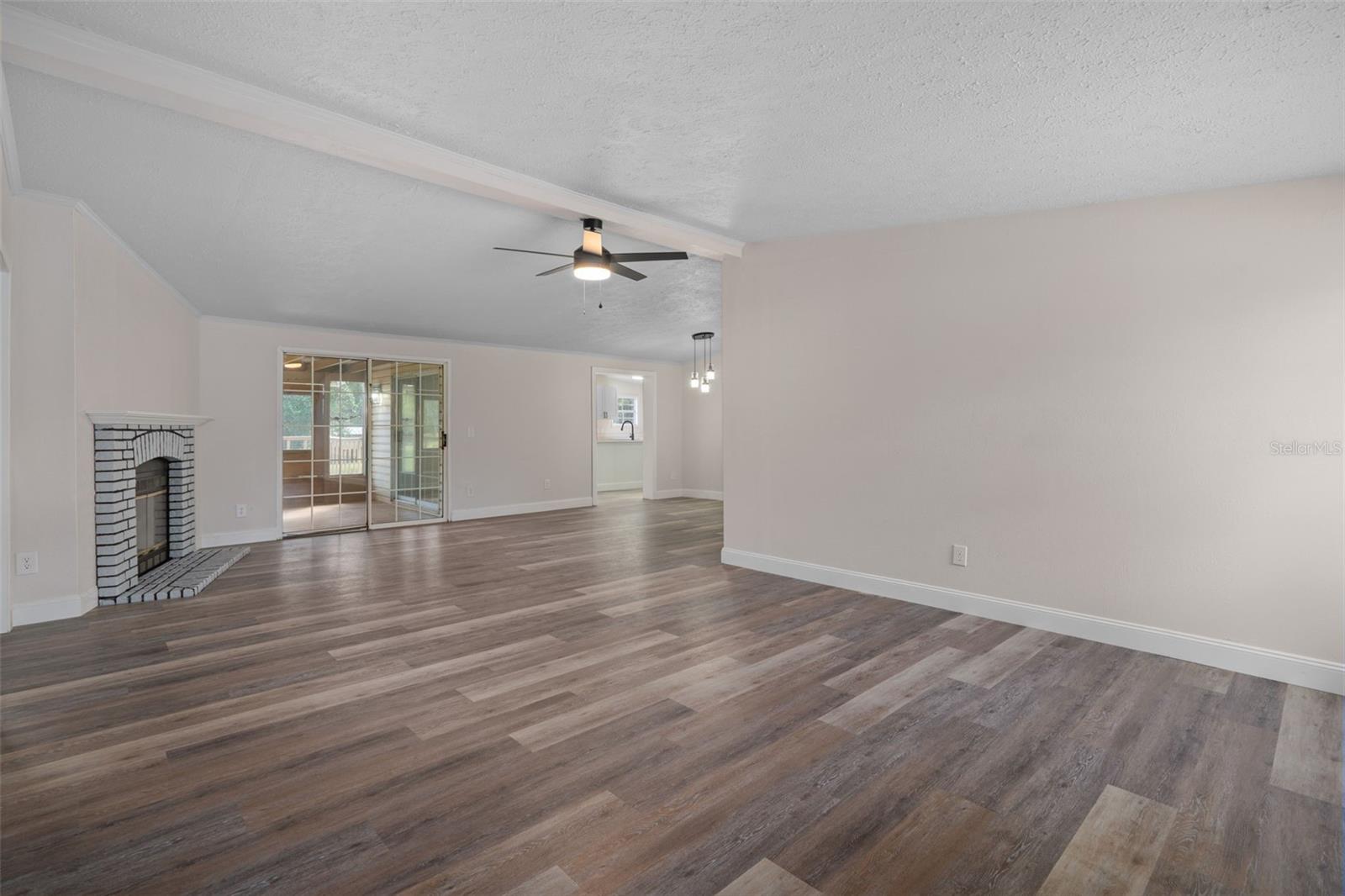 18446 EDGEWOOD DR — photo 6