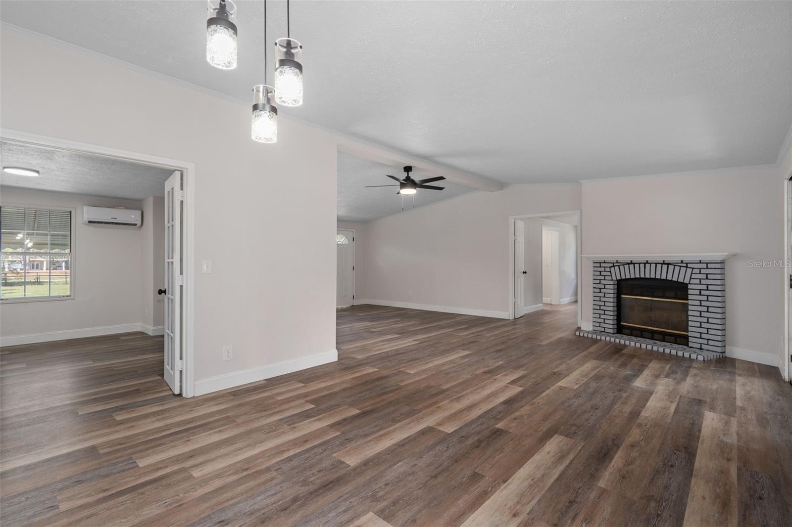 18446 EDGEWOOD DR — photo 17