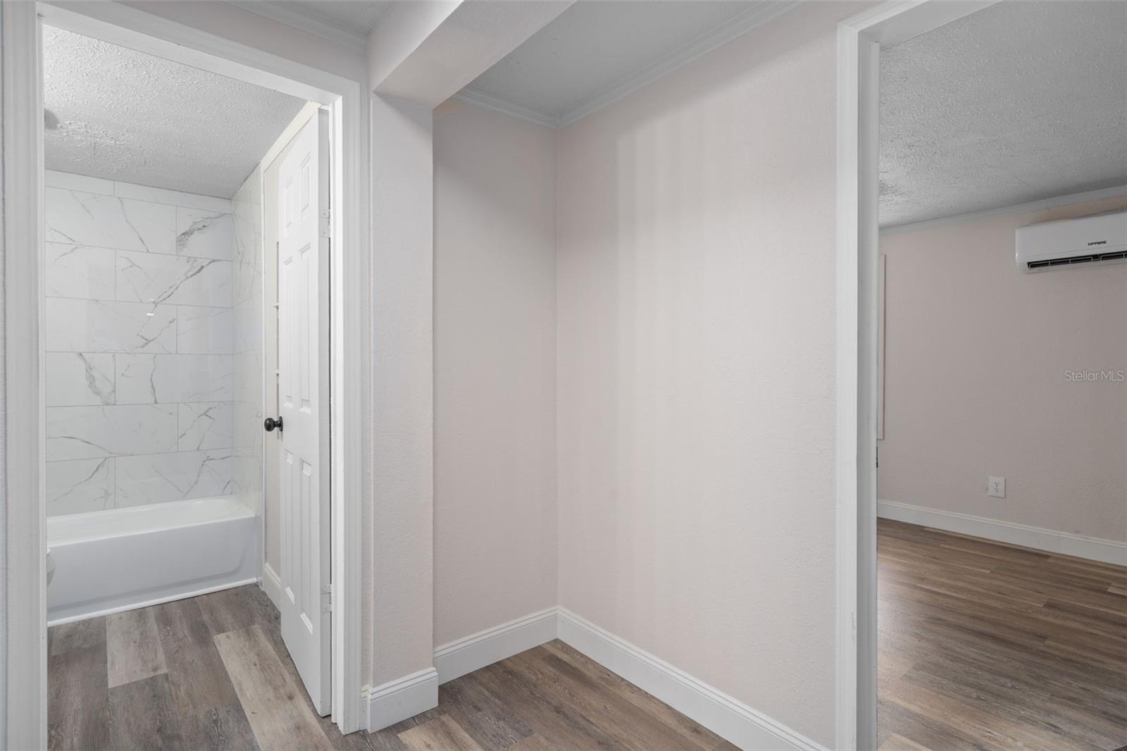 18446 EDGEWOOD DR — photo 38