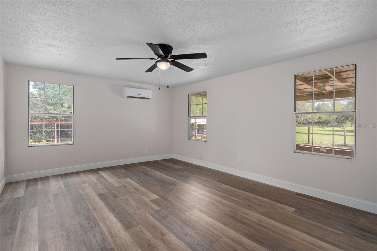 18446 EDGEWOOD DR — photo 27