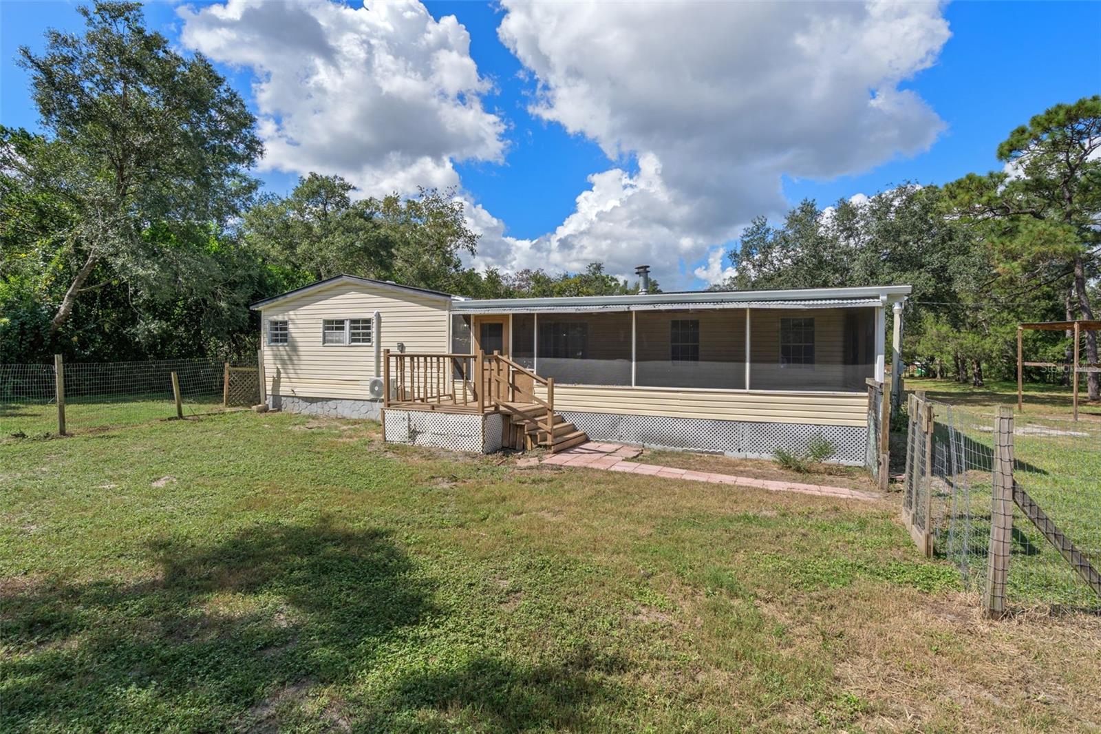 18446 EDGEWOOD DR — photo 48