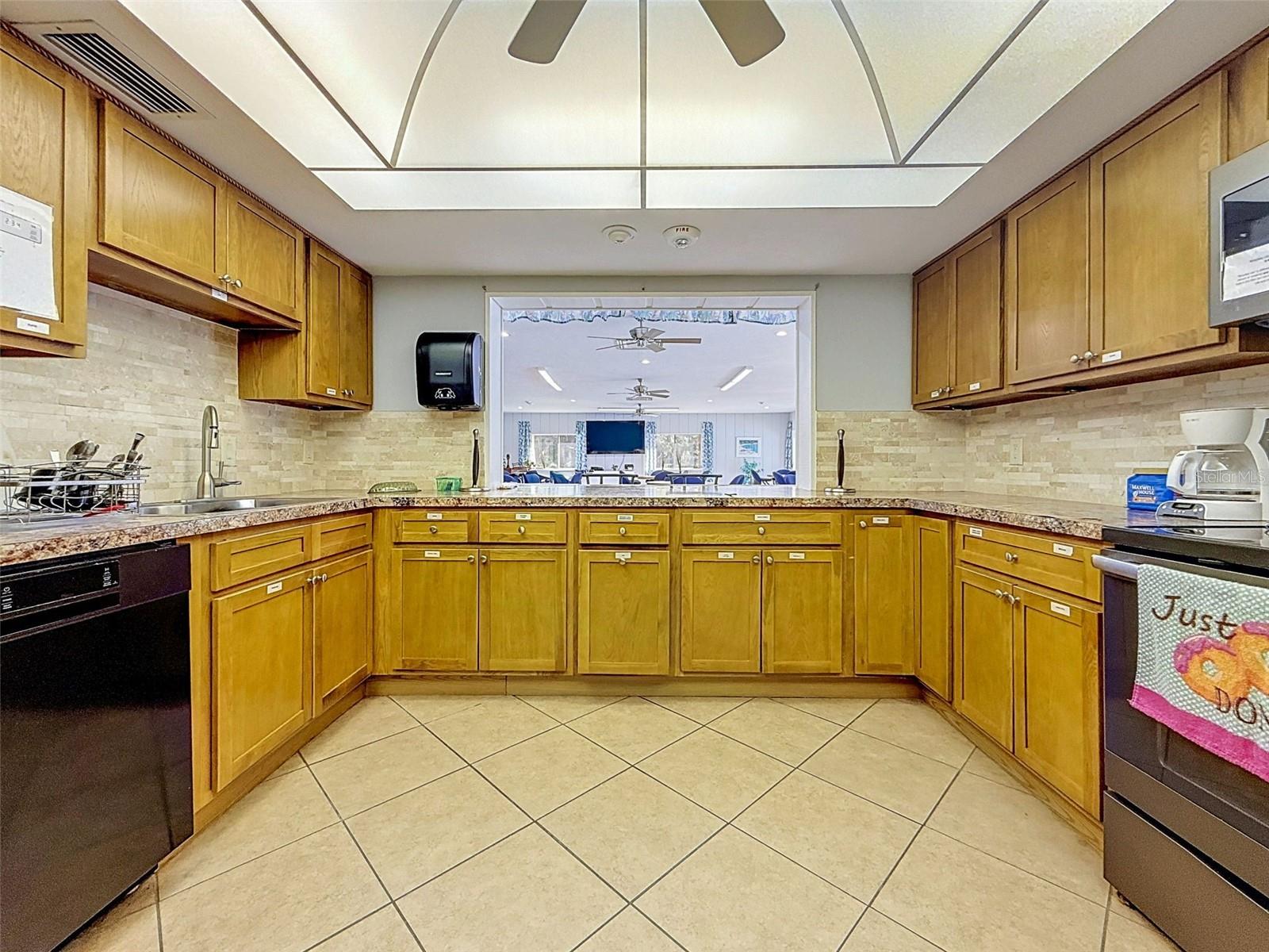 1520 GLEN OAKS DR E #244 — photo 32