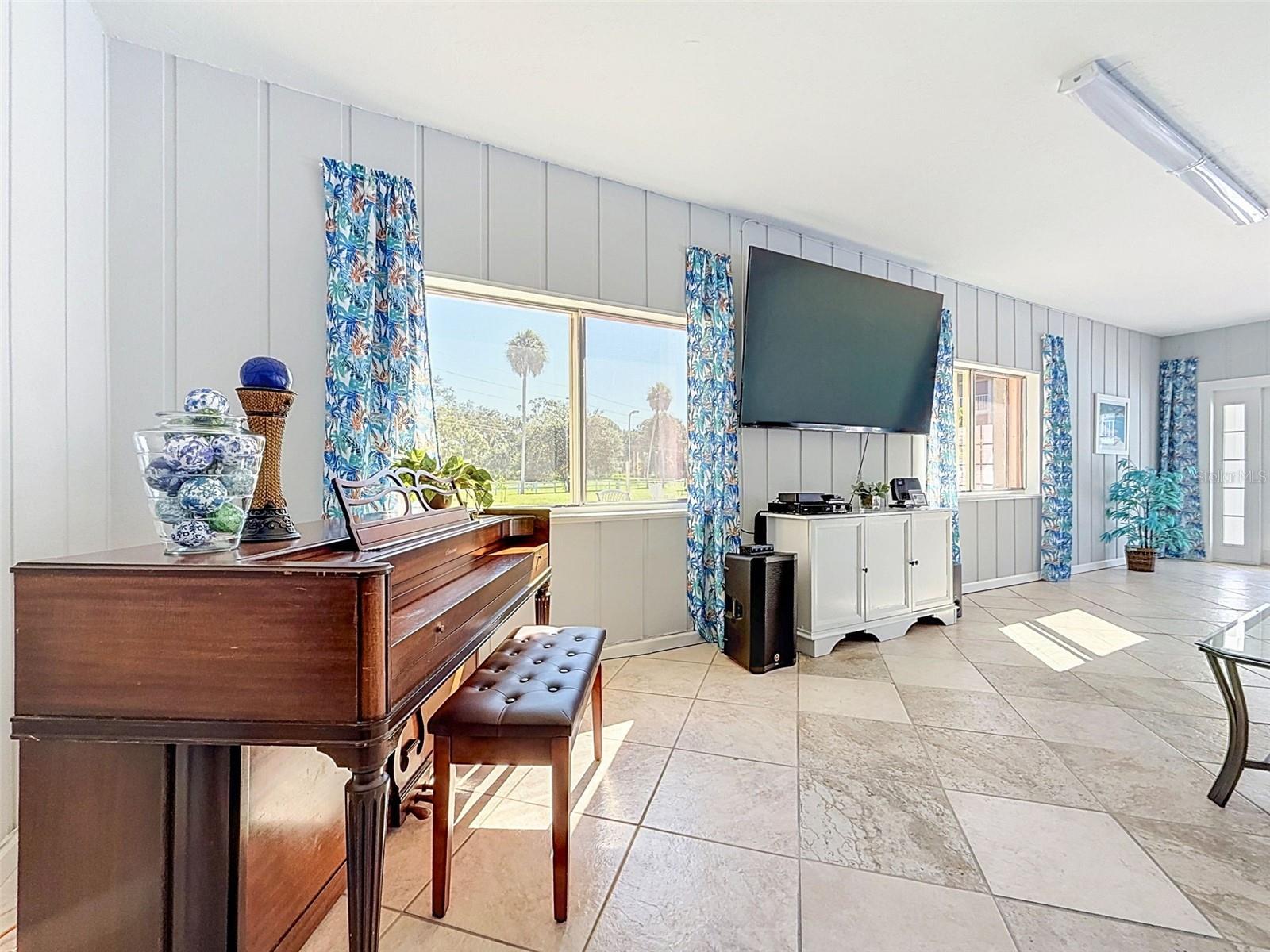 1520 GLEN OAKS DR E #244 — photo 30