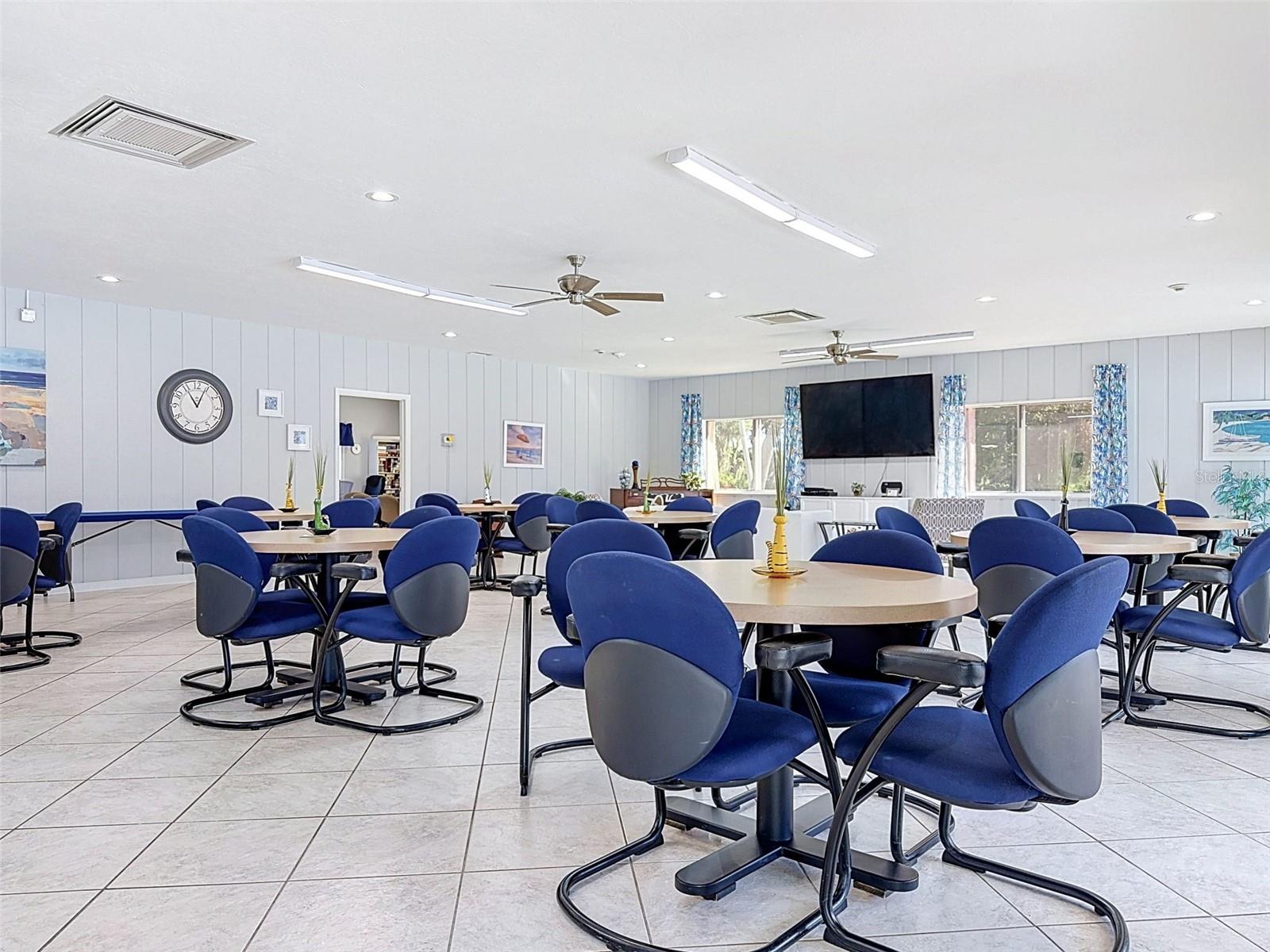 1520 GLEN OAKS DR E #244 — photo 31