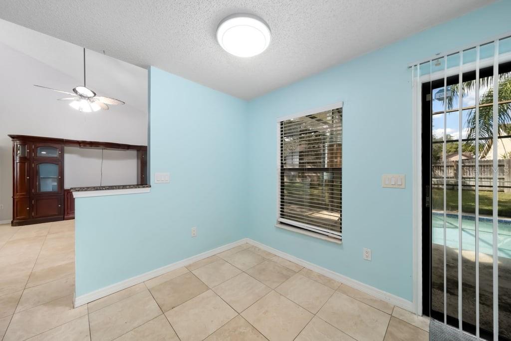 4119 MORELAND DR — photo 13