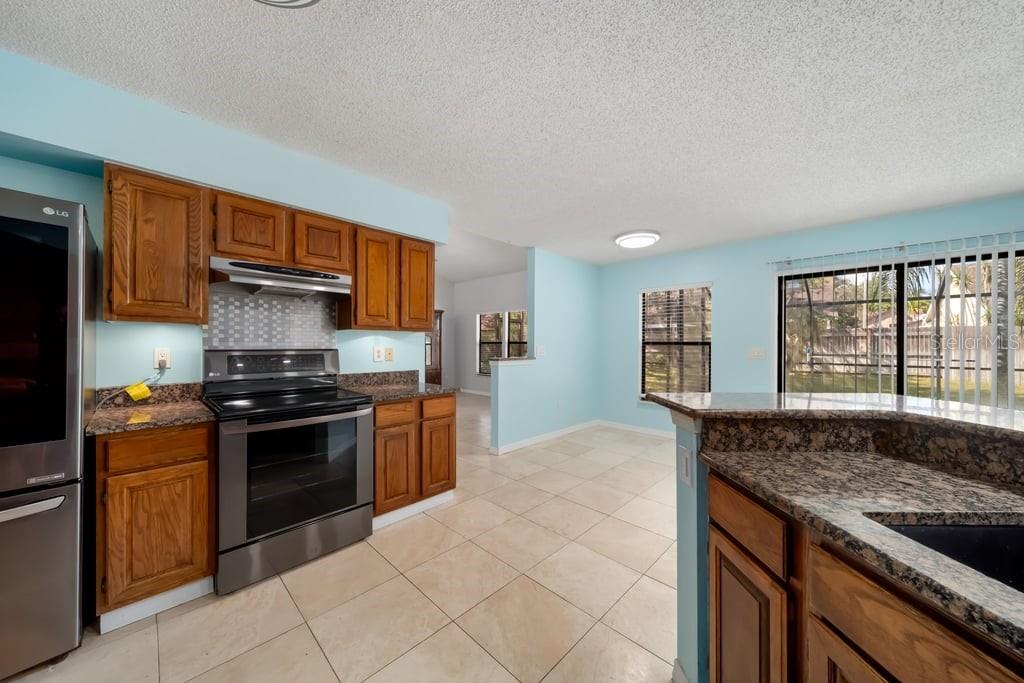 4119 MORELAND DR — photo 8