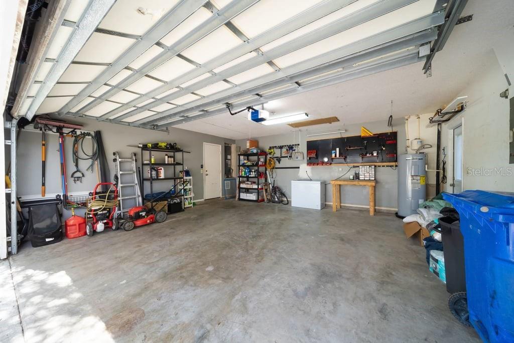 4119 MORELAND DR — photo 33