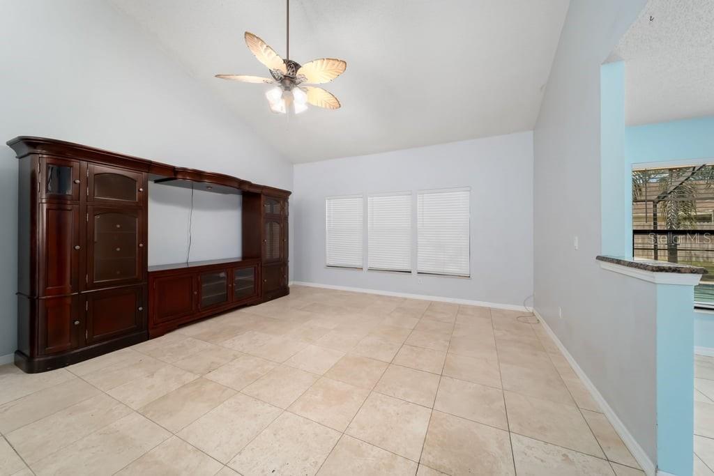 4119 MORELAND DR — photo 14