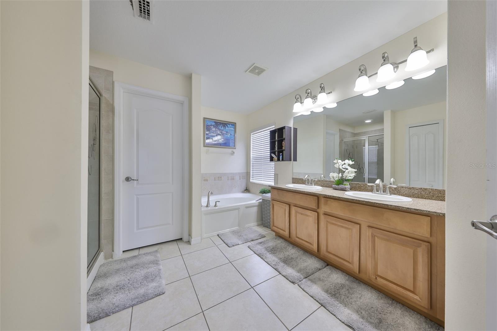 13914 CHALK HILL PL — photo 27