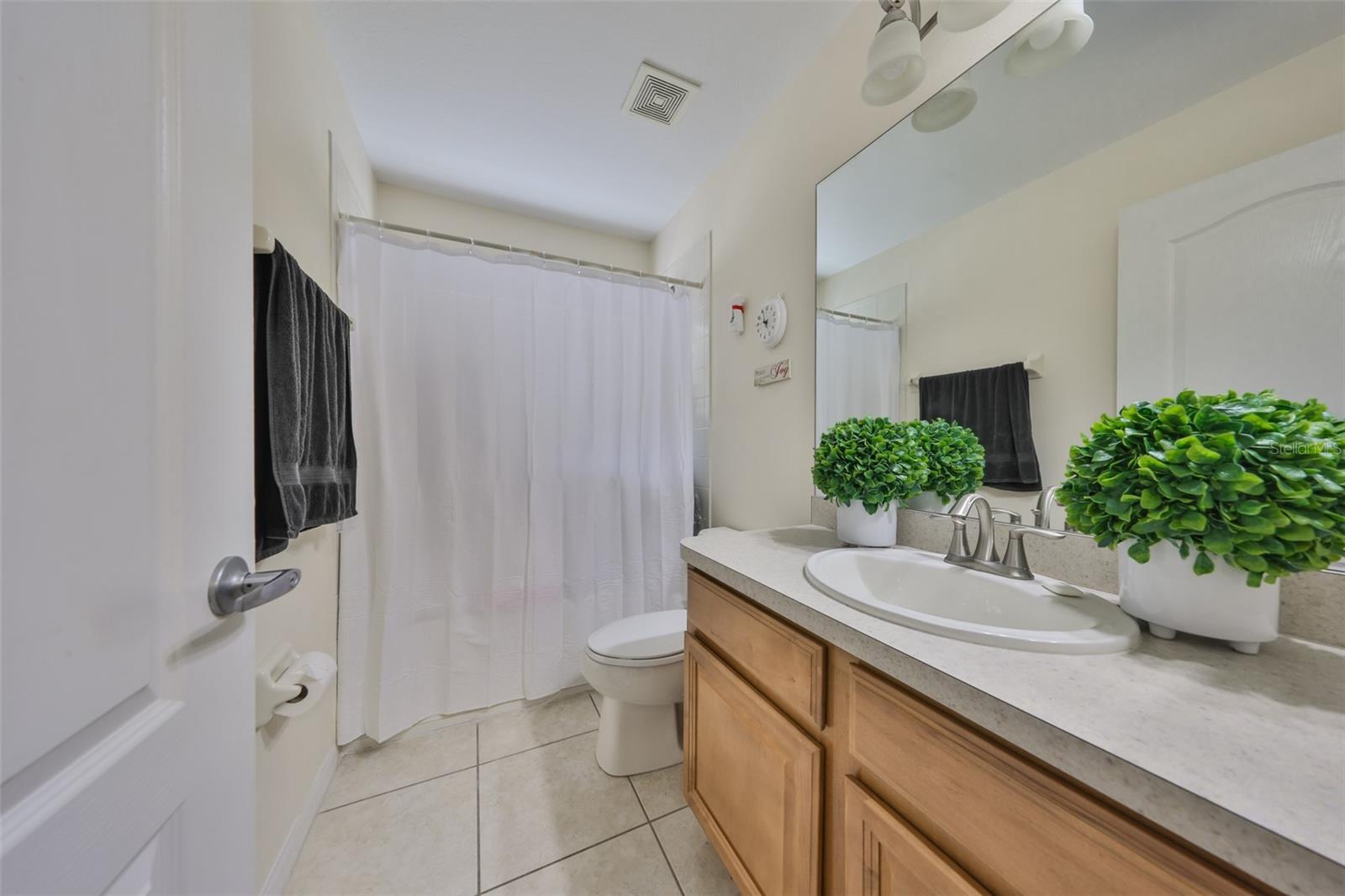 13914 CHALK HILL PL — photo 37