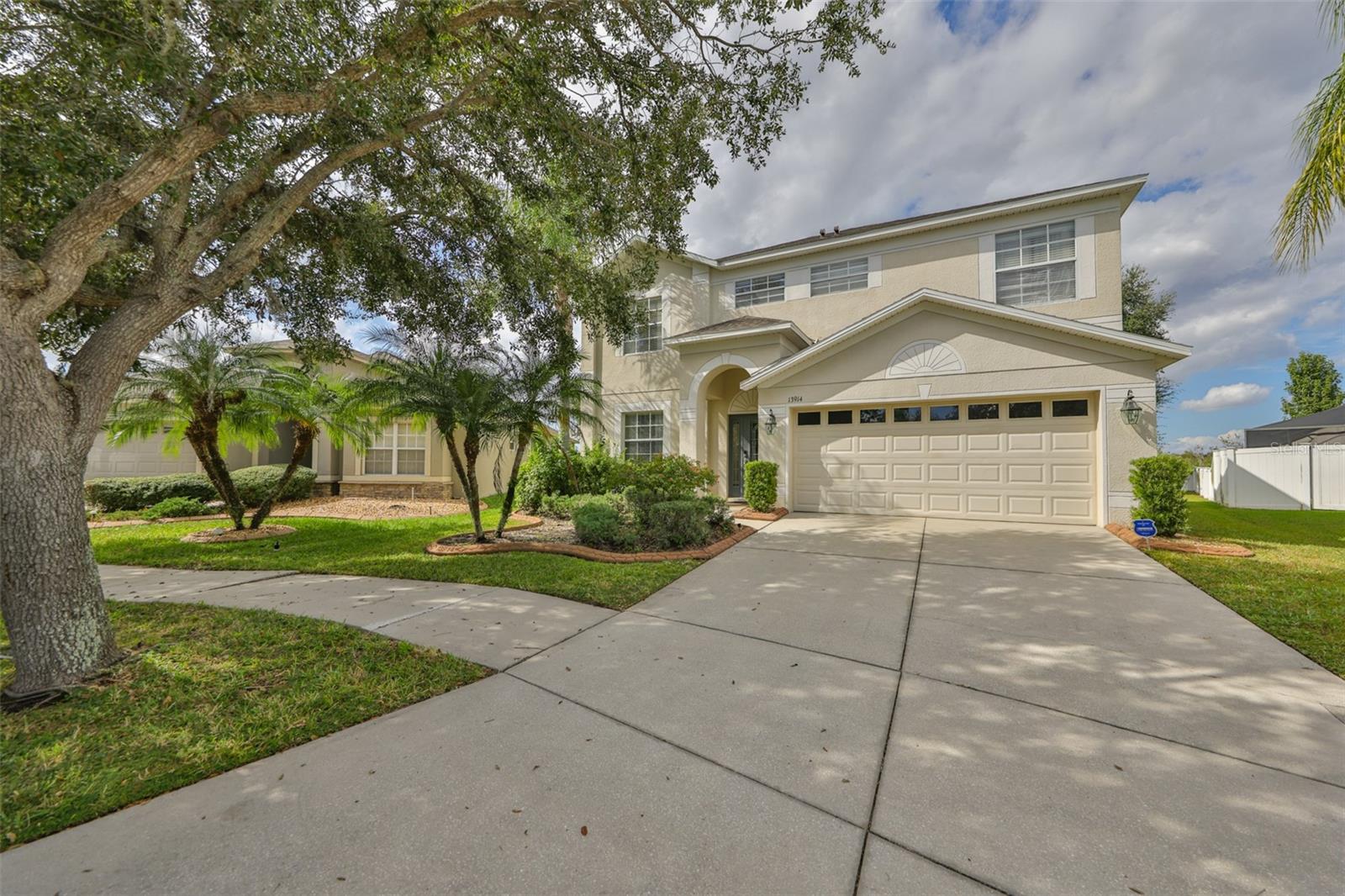 13914 CHALK HILL PL — photo 57