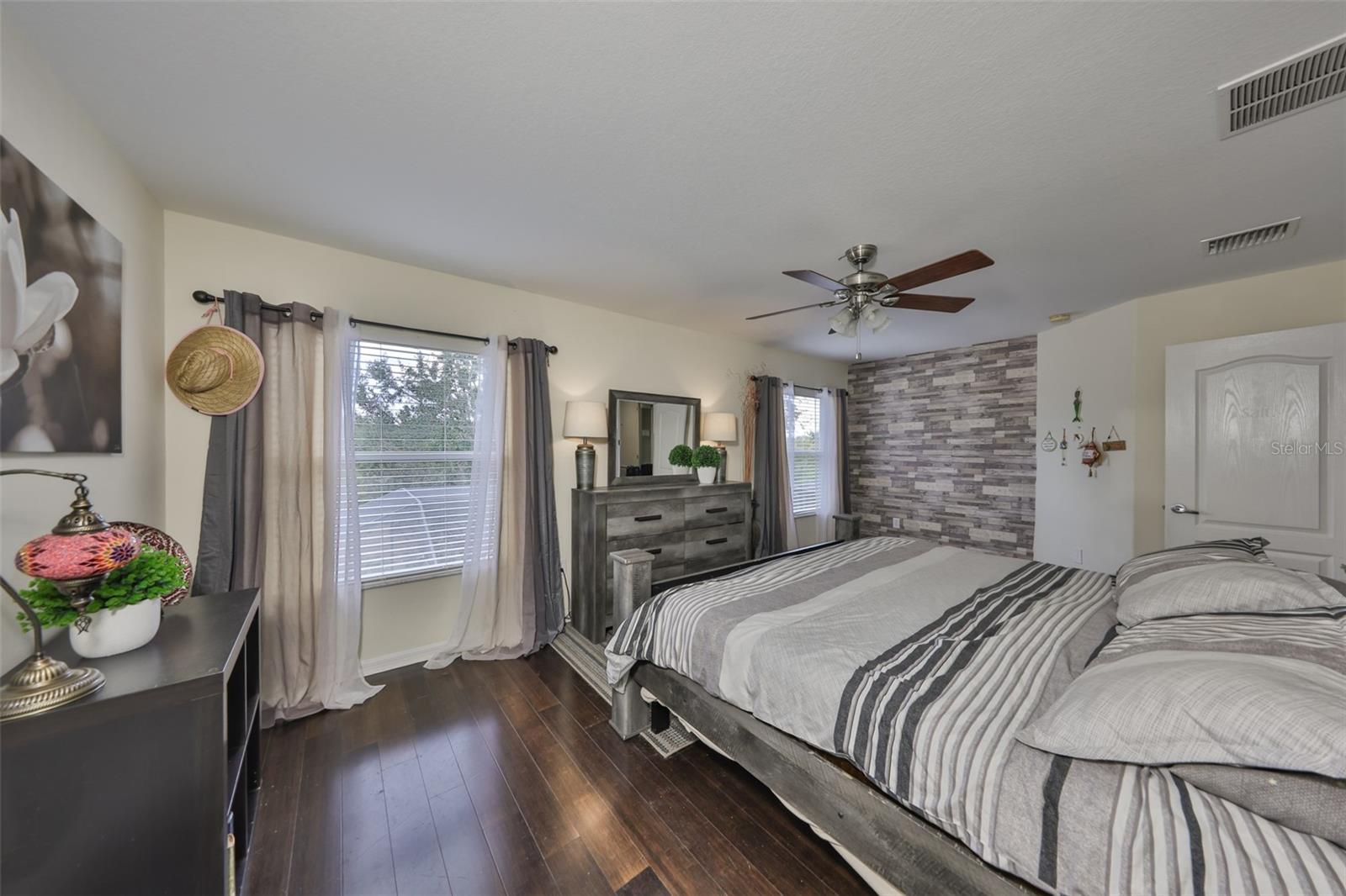 13914 CHALK HILL PL — photo 26