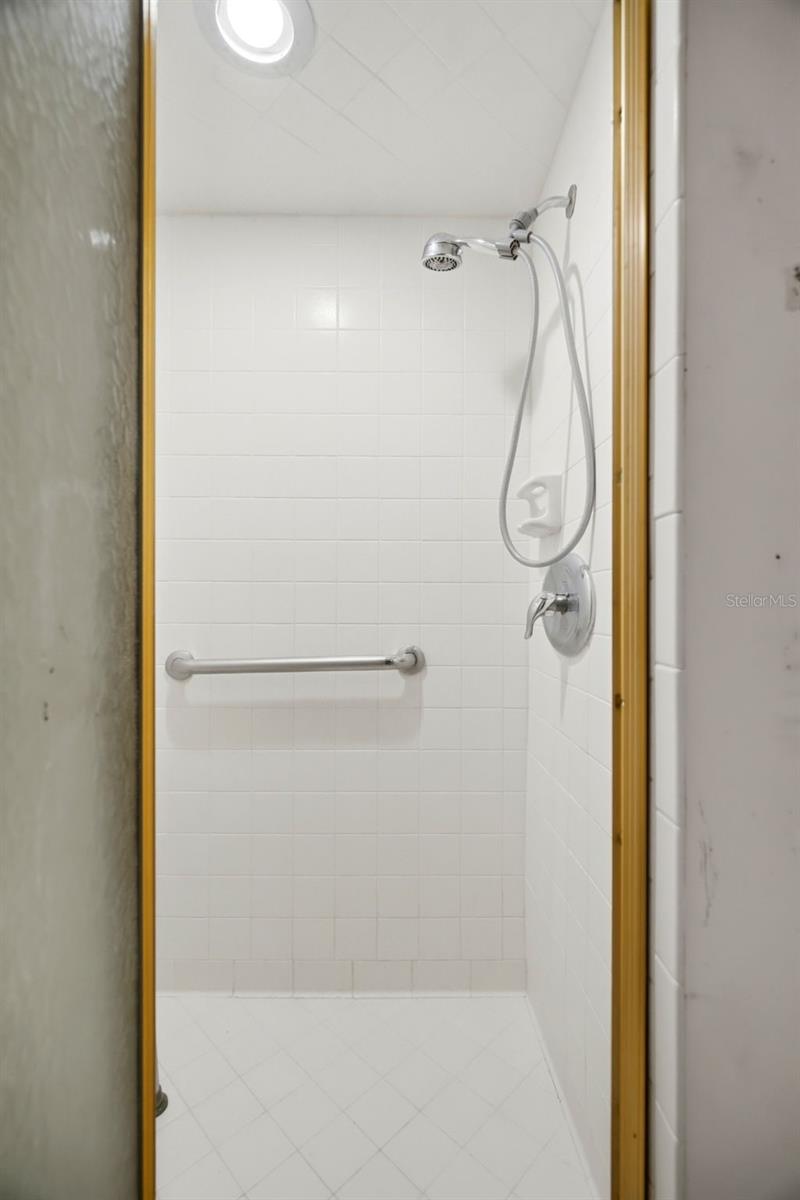 131 BLUFF VIEW DR #107 — photo 26