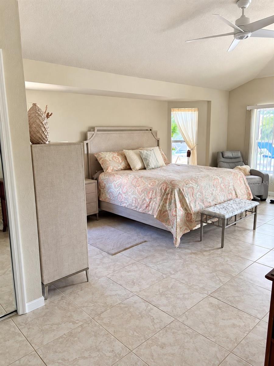 393 VISTA WOOD DR — photo 26