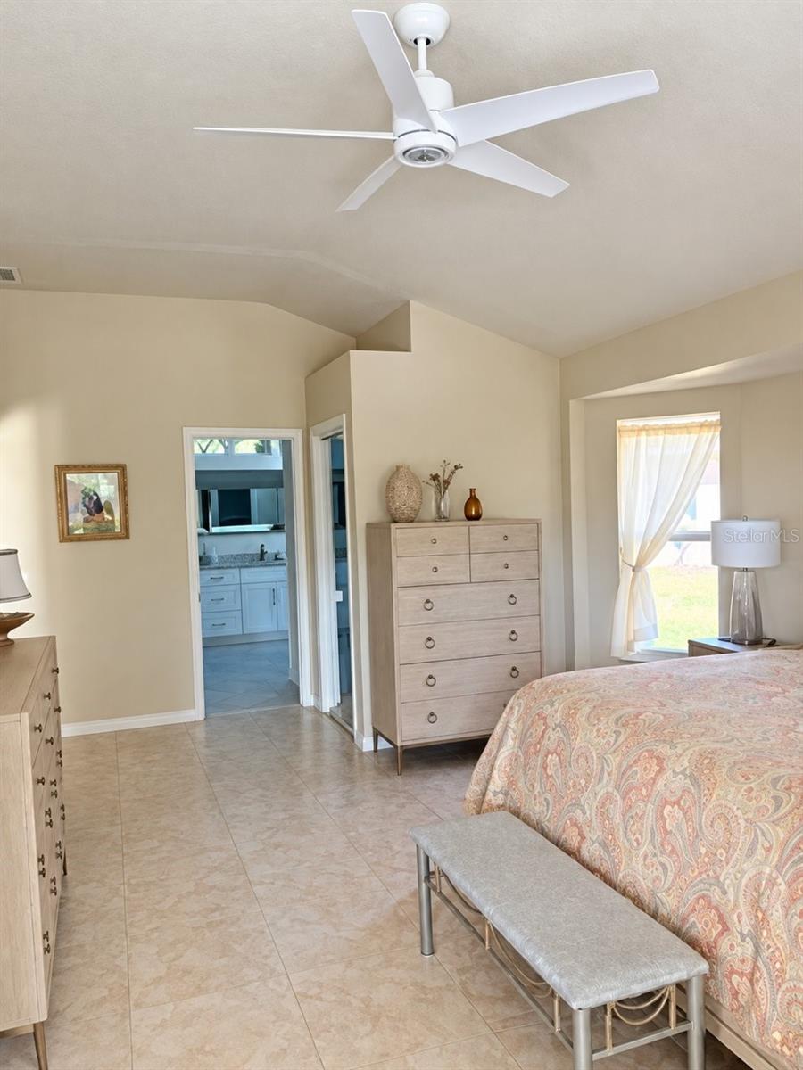 393 VISTA WOOD DR — photo 28